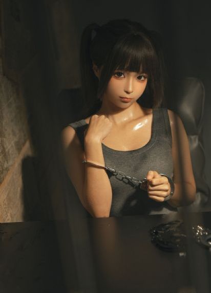 爆操丝袜美女_BD英语在线播放